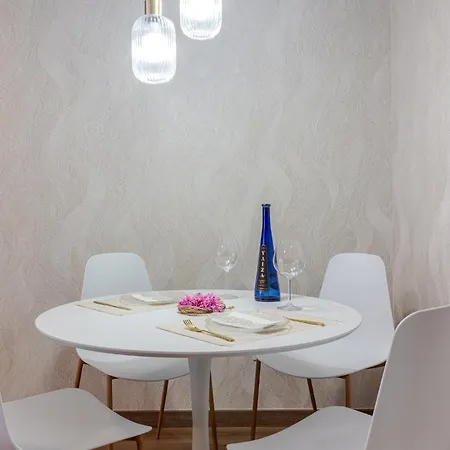 Apartment Flatguest Luxury Terrace Loft - Wifi