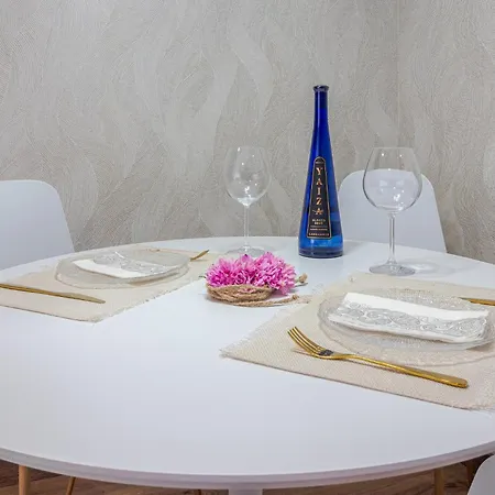 Flatguest Luxury Terrace Loft - Wifi Apartment *