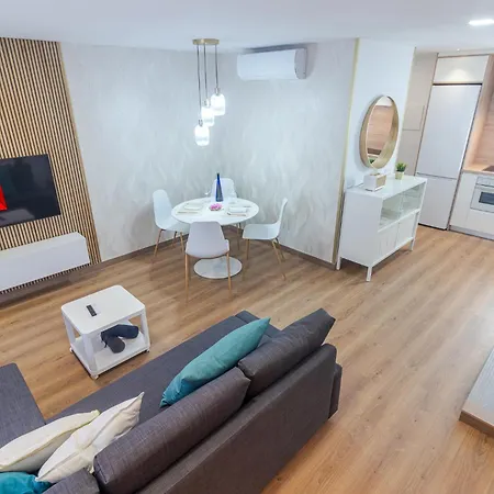 Flatguest Luxury Terrace Loft - Wifi