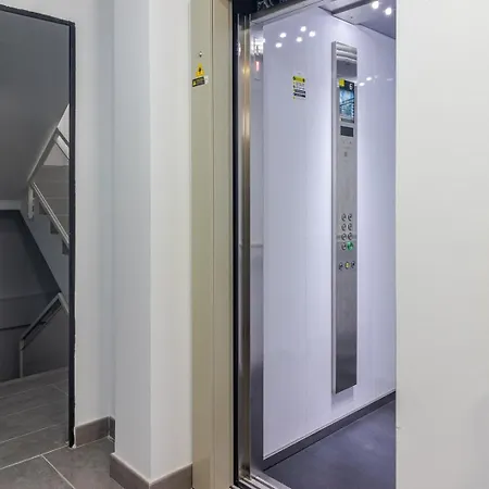 Luxury Terrace Loft *