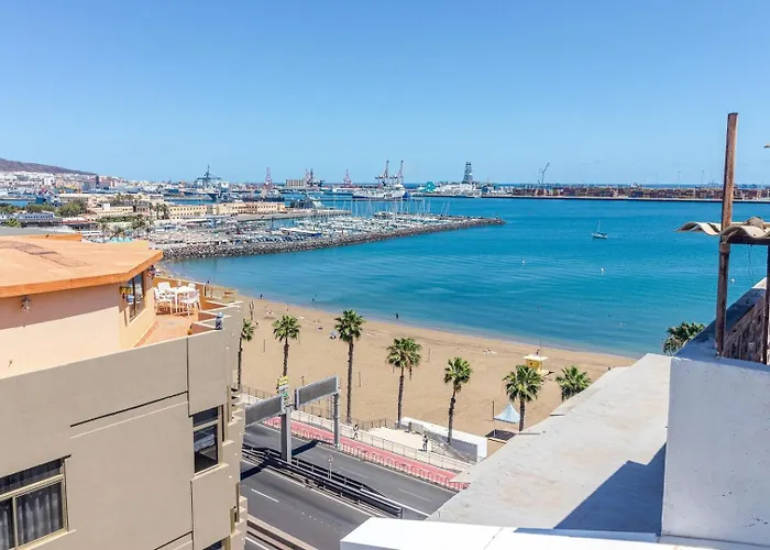 Luxury Terrace Loft דירה